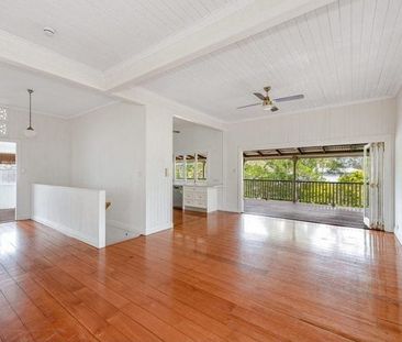 Charming Family Home in a Prime Camp Hill Location - Photo 4