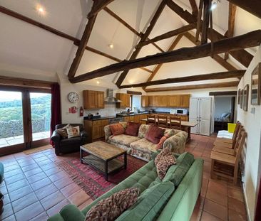 4 bedroom property to rent - Photo 1