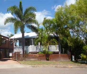 GORGEOUS PROPERTY IN WEST END + SWIMMING POOL - Photo 5