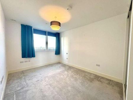 Ashwell House, Healum Avenue, Southall, UB2 - Photo 3