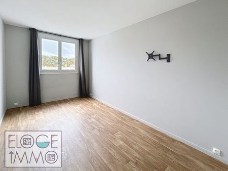 Location Appartement 4 pièces 70m² ROUEN 76000 - Photo 4