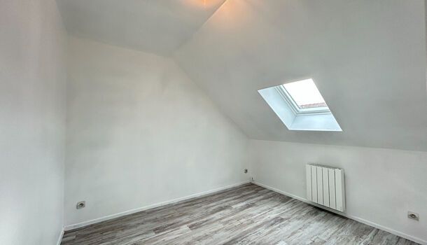 Appartement 2 pièces 24m2 REIMS 545 euros - Photo 1