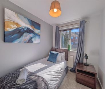 2 bedroom end of terrace house to rent - Photo 4