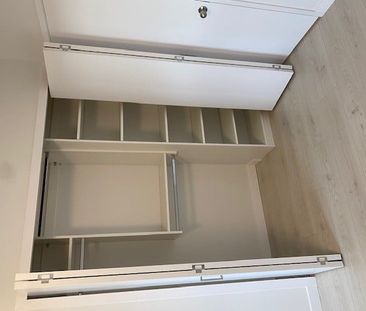 YORK HOUSE - Photo 3