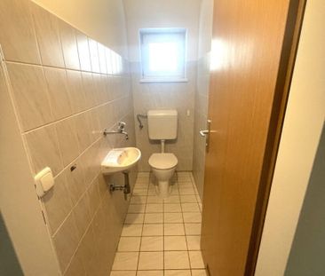 Attraktive 3-Zimmer-Wohnung in Linz/Oed mit Balkon und Parkplatz – ... - Photo 3