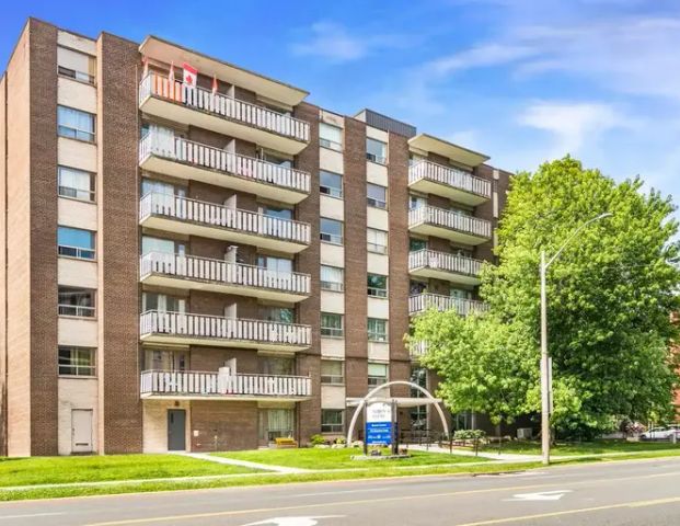 Albion Court Apartments | 542 Queenston Road, Hamilton - Photo 1