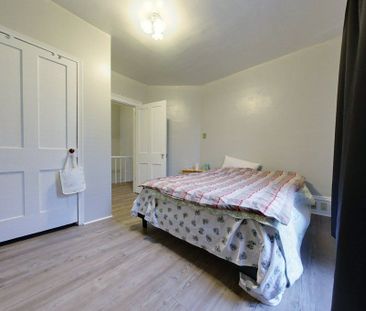 For Lease - 15 1/2 Forin Street, Belleville, Ontario - Photo 4