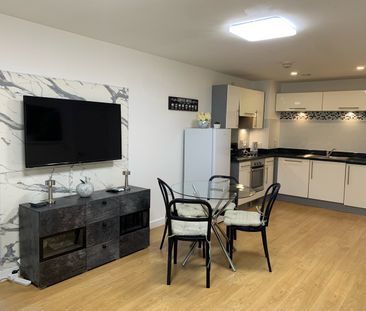 1 Bed Flat, Hudson Court, M50 - Photo 1