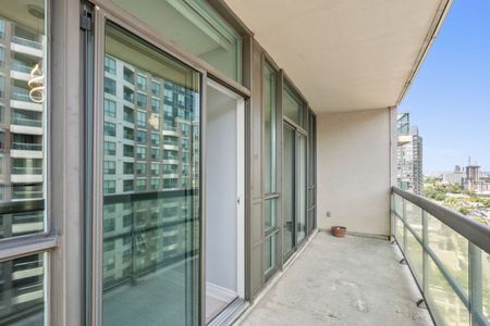 For Lease - 509 Beecroft Road Unit# 2102, Toronto, Ontario - Photo 3