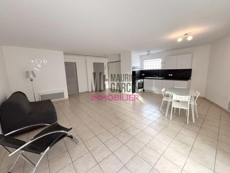 A LOUER - APPARTEMENT meublé ORANGE - 3 pièces 83.09m² - Photo 4