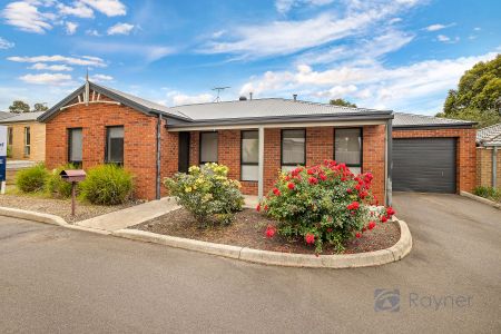 2/8 Silverdale Drive, 3340, Darley Vic - Photo 2