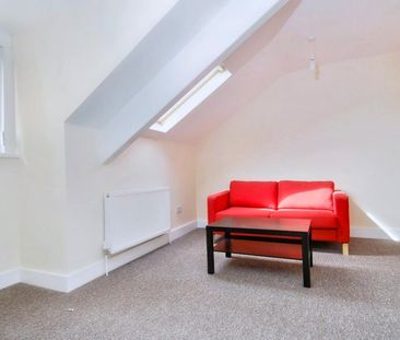 Woodland Terrace, Flat 6, Plymouth - Photo 1