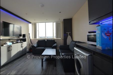 4 Bedroom Student Lets Leeds - Photo 2