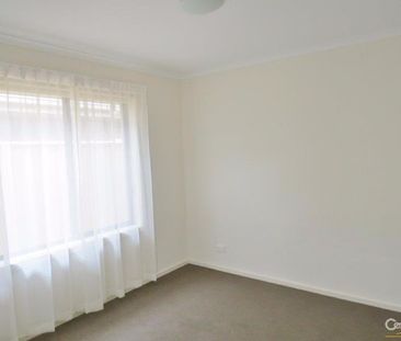 Modern Family Home with Study in the Heart of Seaford. - Photo 4