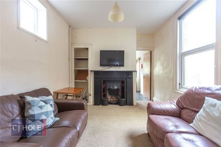 Cricklade Road, - Photo 4