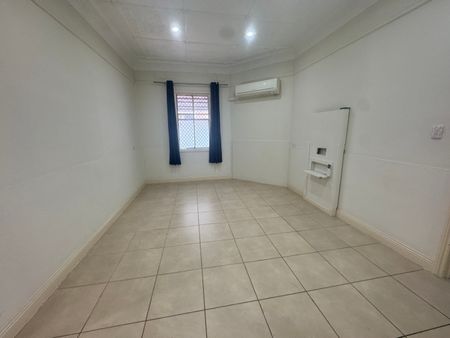 23 Lawson Street, Fairfield NSW 2165 - House For Rent | Domain - Photo 2