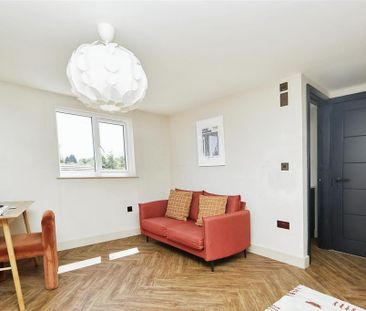 Studio to rent - Photo 6