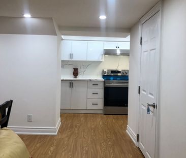 For Lease - 95 Dewpoint Road, Vaughan, Ontario - Photo 1