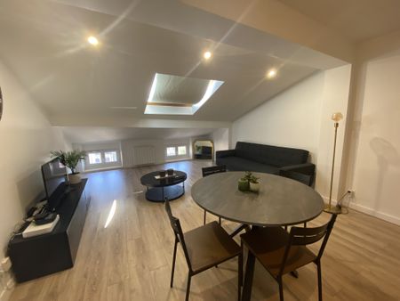 Location Appartement 2 pièces 43m² CASTELNAUDARY 11400 - Photo 2