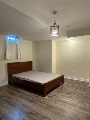 For Lease - 2374 Robmar Drive, Oakville, Ontario - Photo 1