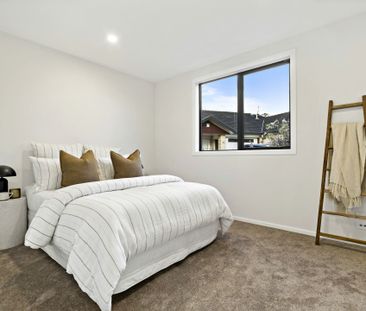 BRAND-NEW EXECUTIVE TOWNHOUSE FOR RENT - Photo 5