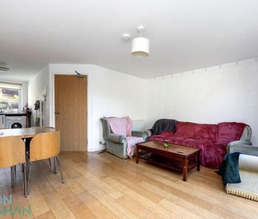 4 bedroom semi-detached house to rent - Photo 1