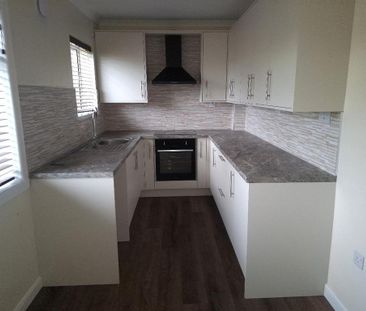 3 bedroom townhouse to rent - Photo 6