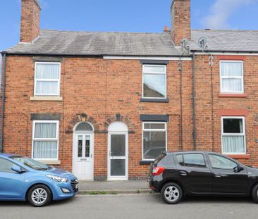 2 bedroom Terraced House to rent - Photo 2