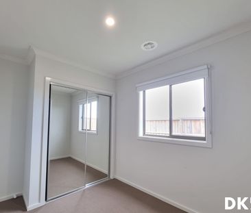 Modern Fresh Family Home - Photo 6