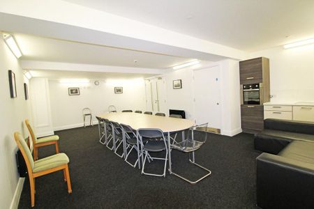 2 bedroom apartment to rent - Photo 3