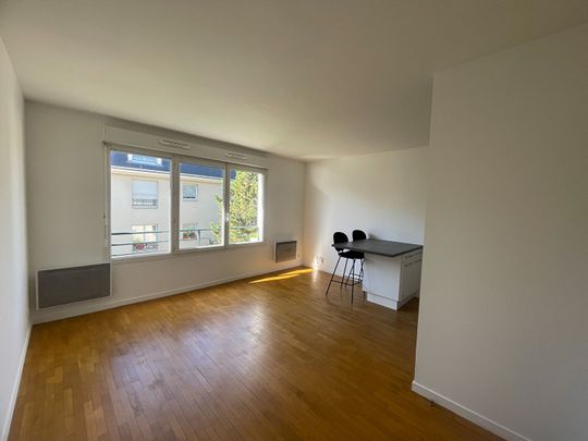 Location Appartement 1 pièce 25m² - Photo 1