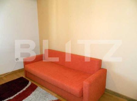 Apartament de inchiriat 3 camere, 87 mp, loc de parcare, zona Piata Cipariu - Photo 2