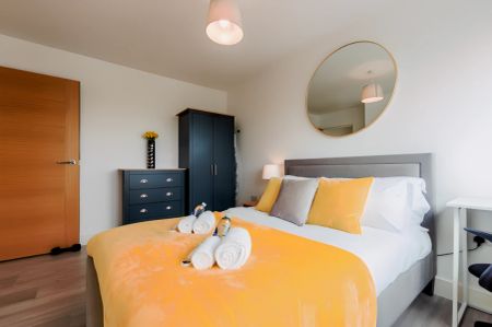 two bedroom - Photo 4