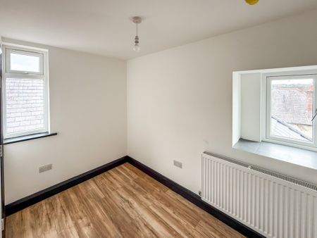 7 bedroom Detached house to rent - Photo 5