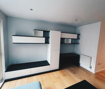 1 Bed Flat, Bermondsey Street, SE1 - Photo 3