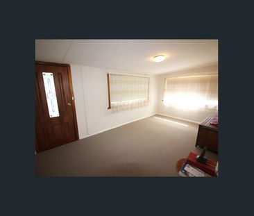 Ideal Family Home - Photo 1