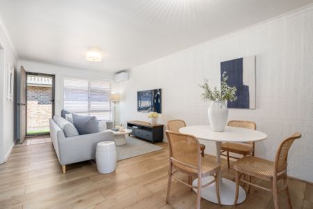 Location Location Location ! - Photo 2