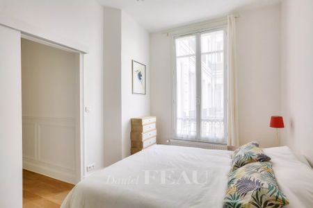 Location appartement, Paris 9ème (75009), 2 pièces, 72.64 m², ref 85642632 - Photo 4