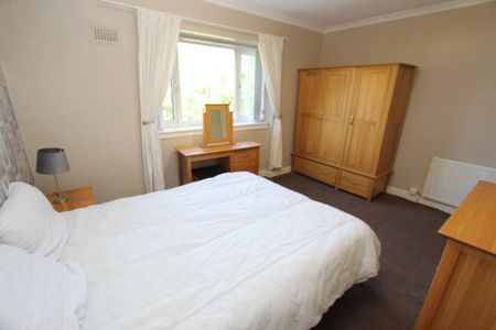 3 bedroom apartment to rent - Photo 5