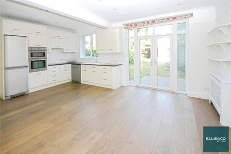 5 bedroom semi-detached house to rent - Photo 5