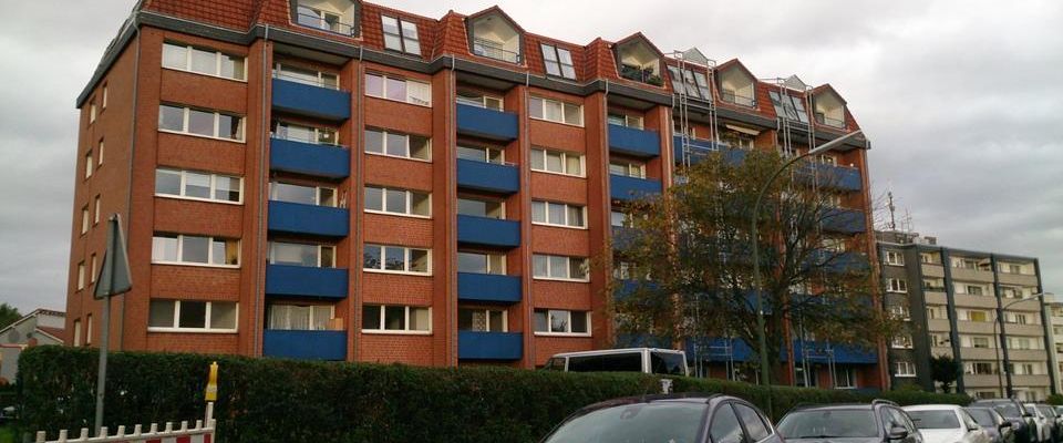 Schöne 2,5 Zimmer Wohnung mit langem Südbalkon an der Hochstraße - Photo 1