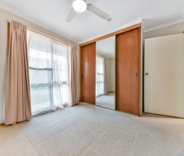 Great family home on large block. - Photo 4
