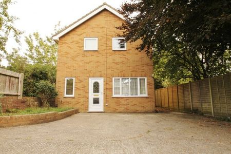 Ensbury Park, Student House - Photo 3