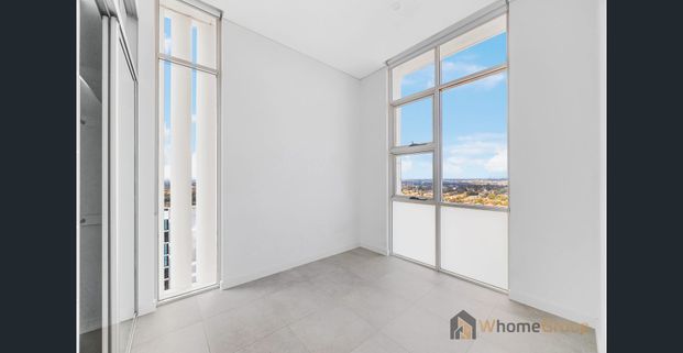 A near NEW stunning apartment in the Centre of Burwood!!! - Photo 1