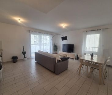 Location Appartement 2 pièces Meublé 46m² ST JULIEN EN GENEVOIS 74160 - Photo 1