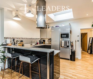 1 bedroom apartment to rent Station Quarter Apartments, 17 Boltro R... - Photo 5