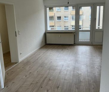 Tolle Bäder, Dusche und Balkon - Foto 1