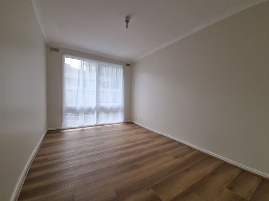 2 Bedroom Unit Freshly Renovated inside - Photo 1