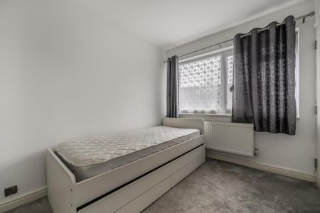 2 bedroom maisonette to rent - Photo 5