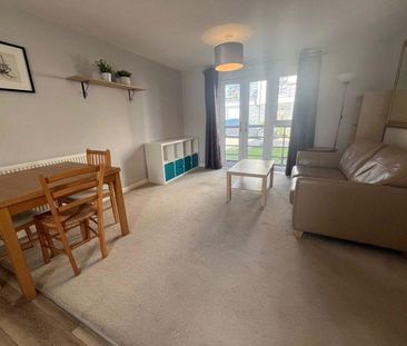 1 bedroom ground floor flat to rent - Photo 2